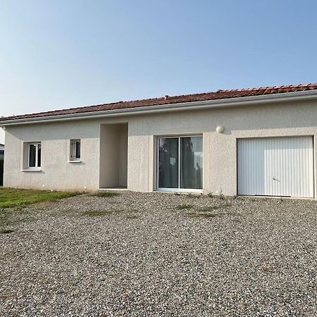Maison A Saint Elix Le Chateau Exterior foto