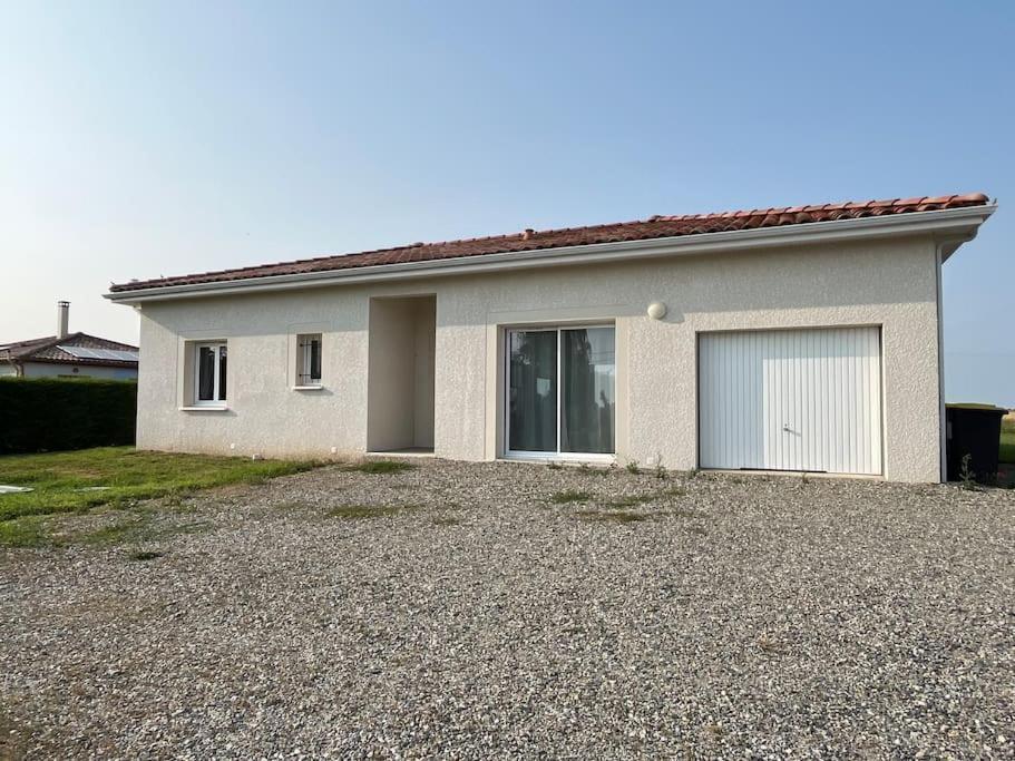 Maison A Saint Elix Le Chateau Exterior foto